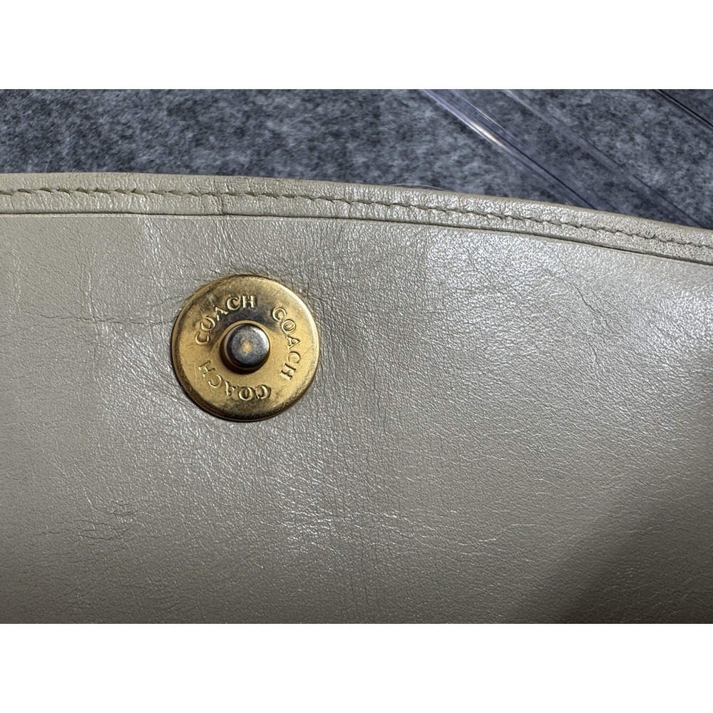 COACH VINTAGE BONE LEATHER STERLING CLUTCH Wallet - Picture 4 of 8